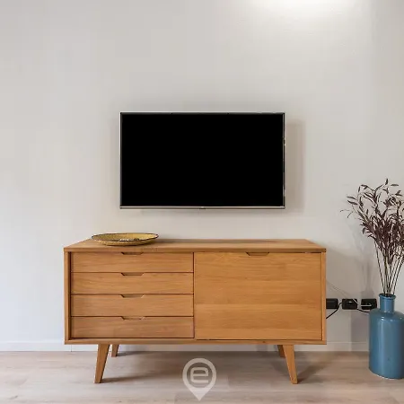 Daire Corso 220 - Centre *